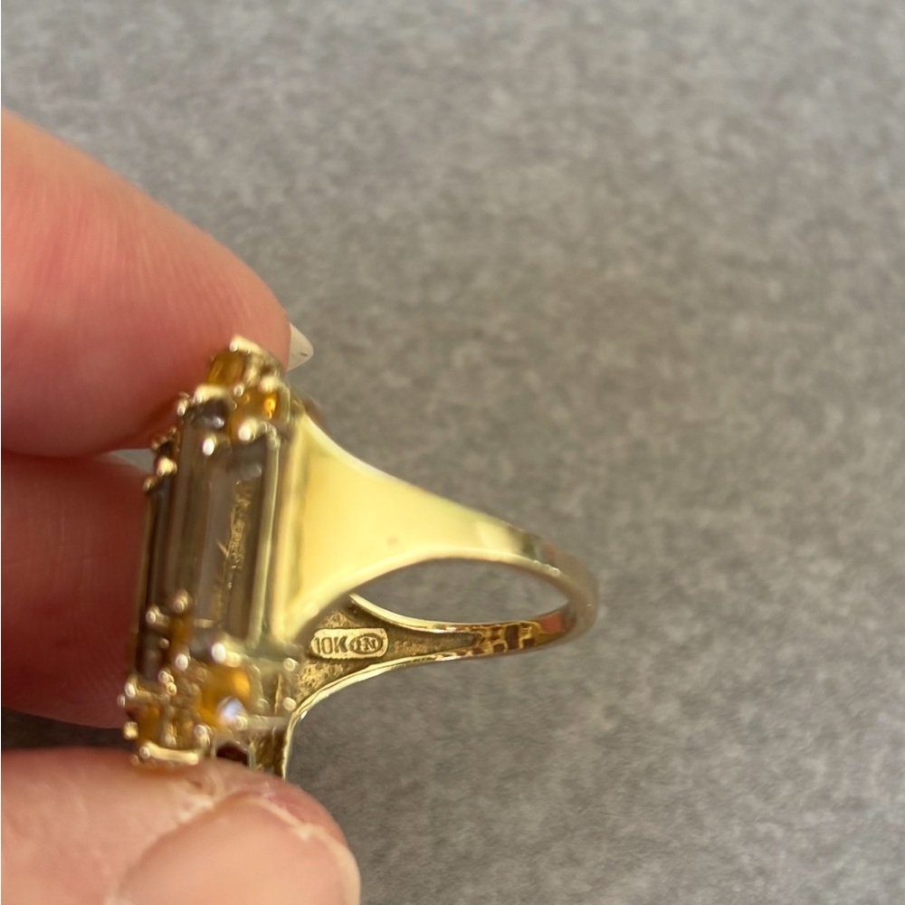 Elegant 10k Gold Smokey Quartz and Citrine Accents - Picture 2 of 8